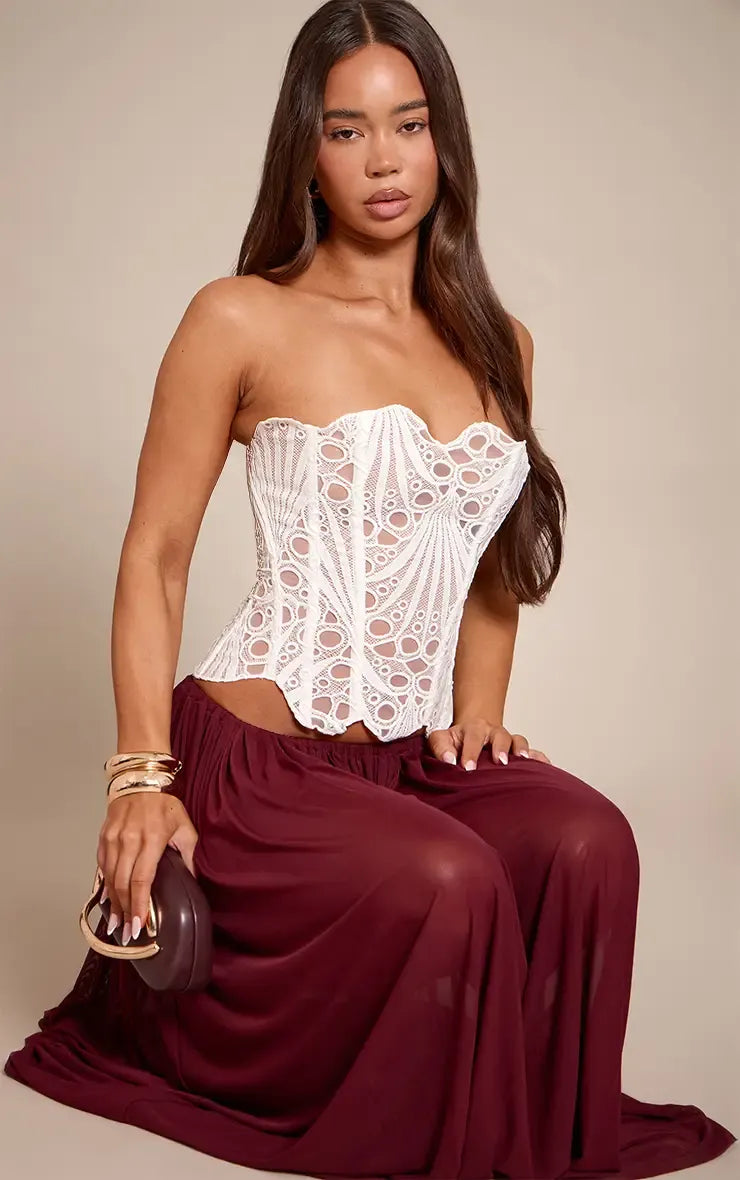 LIV | ELEGANTE TOP TIPO CORSÉ CON ENCAJE FINO